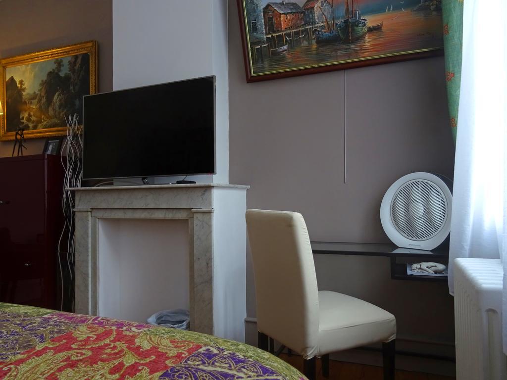 Chambres Et Table D'Hotes La Belle Lensoise Exteriér fotografie